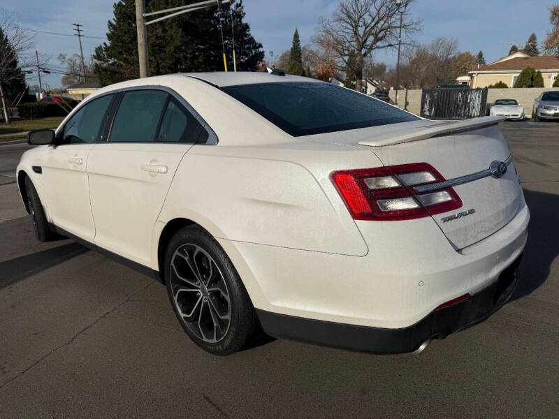 2013 Ford Taurus SHO