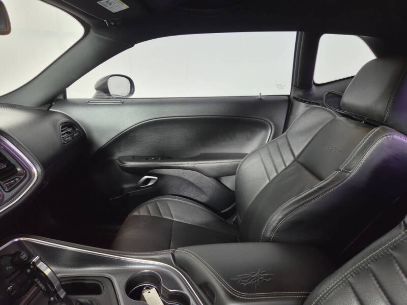 2016 Dodge Challenger SRT 392
