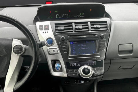 2014 Toyota Prius v