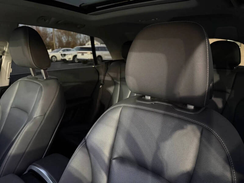 2019 Audi Q8 quattro Premium Plus 55 TFSI