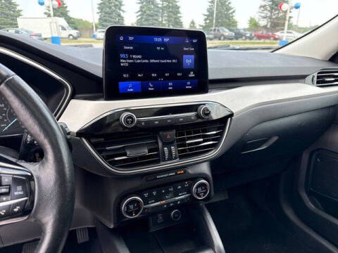 2021 Ford Escape SEL