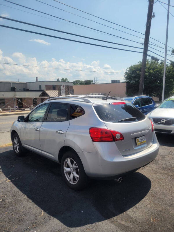 2010 Nissan Rogue S photo 6