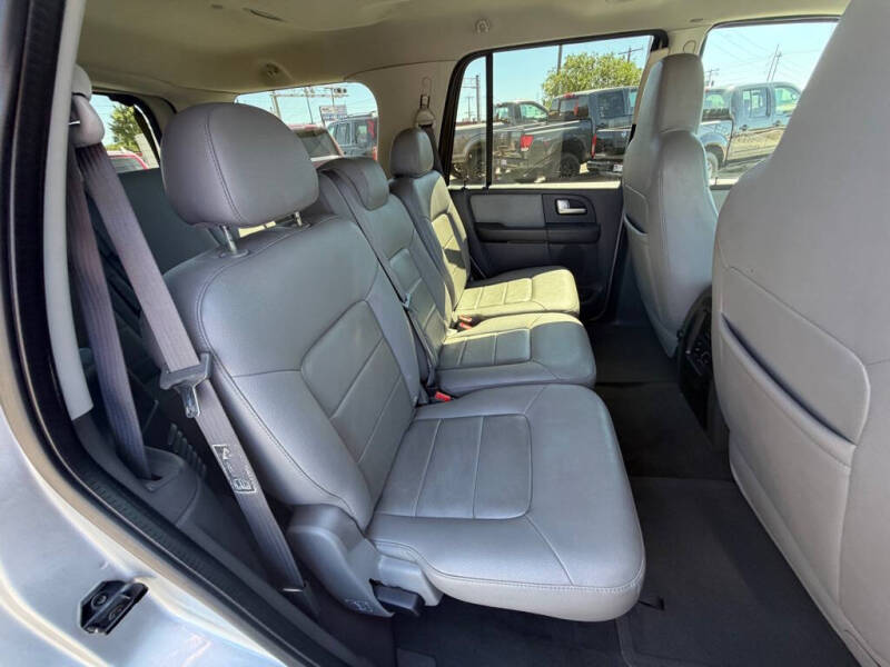 2003 Ford Expedition XLT