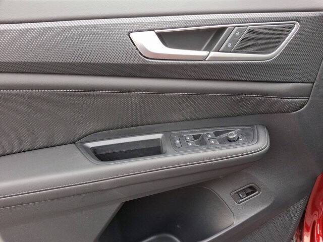 2025 Volkswagen Atlas Cross Sport SEL R-Line Black 4Motion