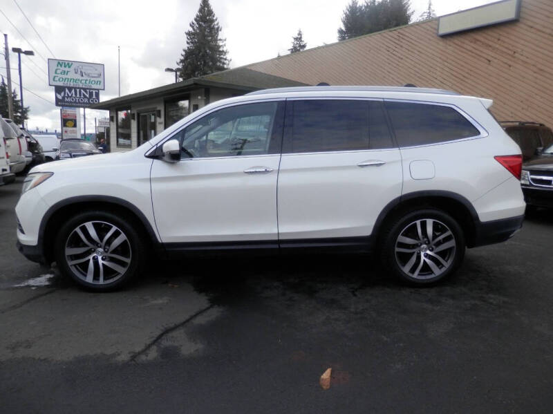 2016 Honda Pilot Touring's photo