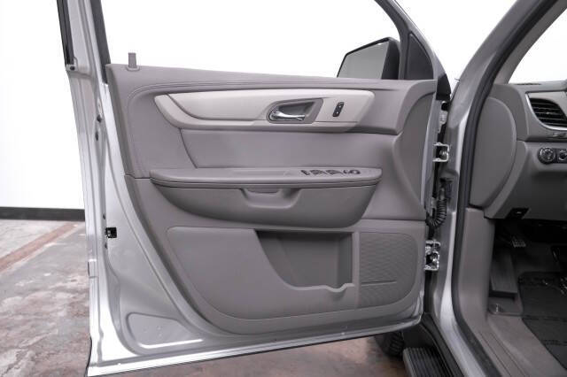 2017 Chevrolet Traverse LS