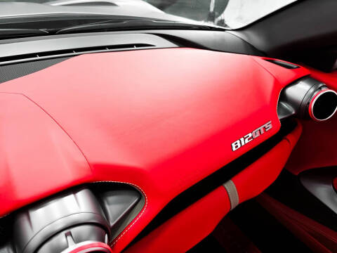 2022 Ferrari 812 GTS