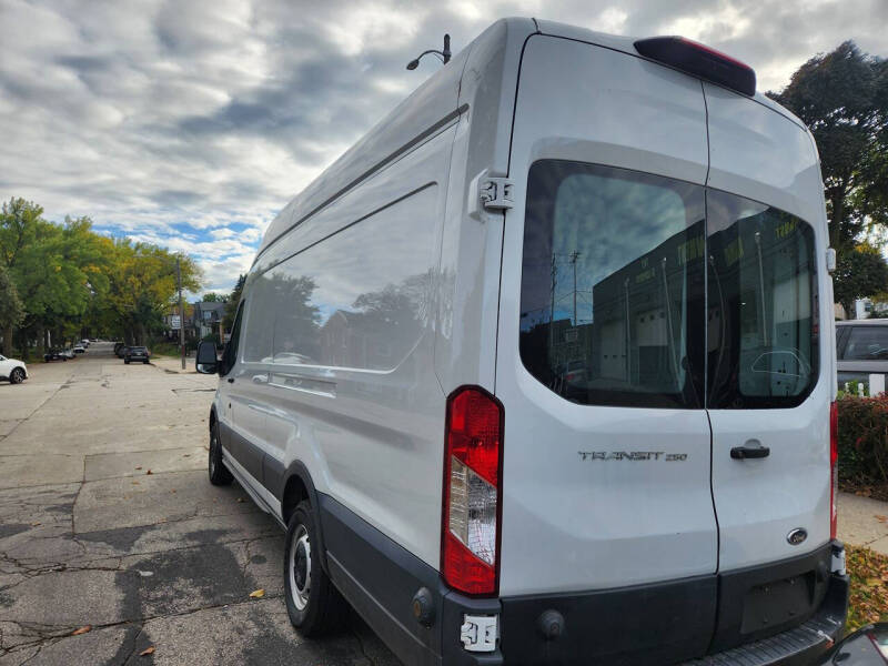 2020 Ford Transit 250