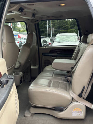 2005 Ford Excursion Limited