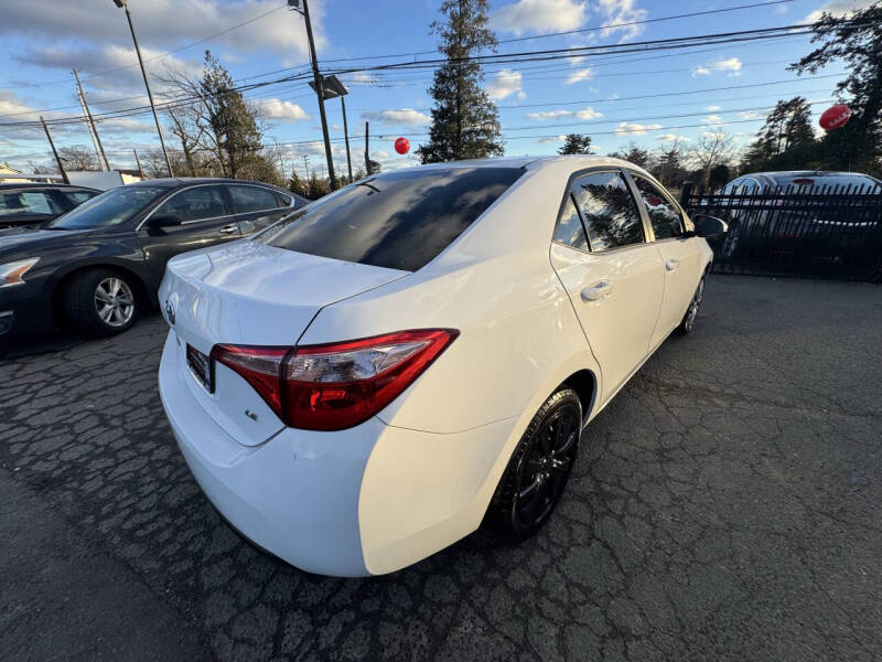 2018 Toyota Corolla LE