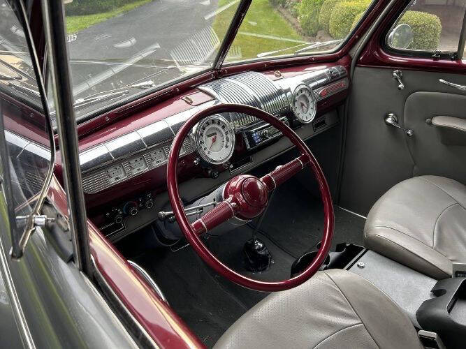 1946 Ford Deluxe