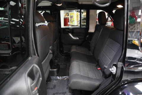 2012 Jeep Wrangler Unlimited Sahara