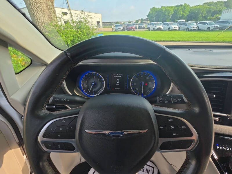 2020 Chrysler Pacifica Touring L