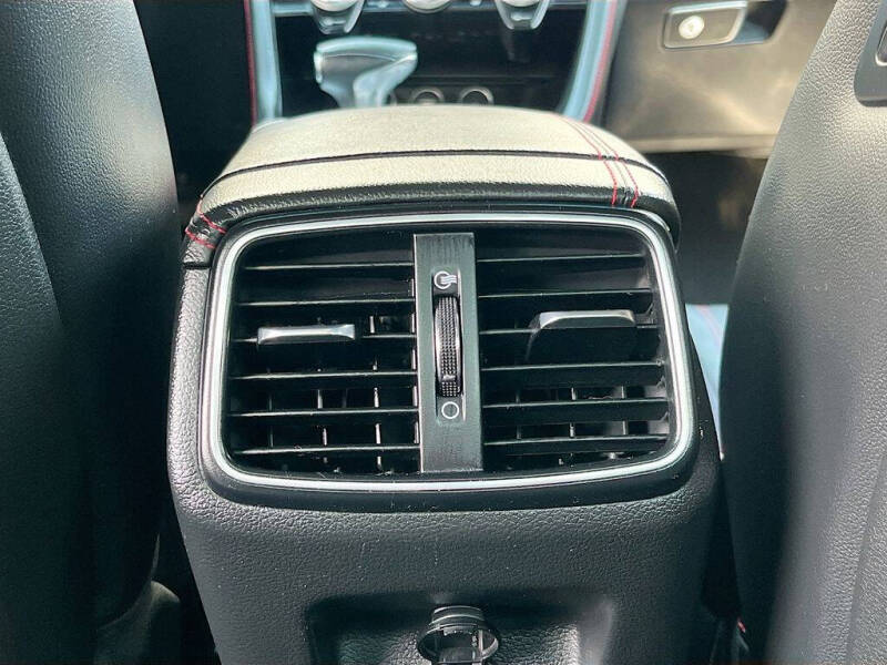 2023 Genesis G70