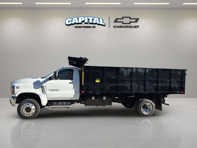 2025 Chevrolet Silverado 6500HD