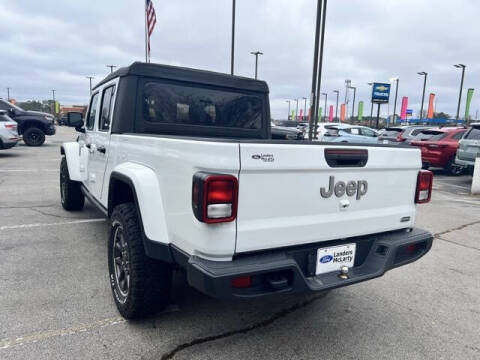 2022 Jeep Gladiator Overland