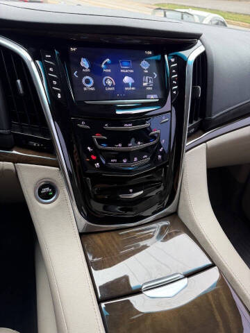 2018 Cadillac Escalade Premium Luxury