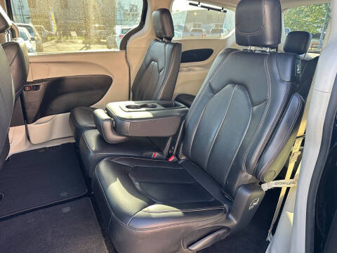 2019 Chrysler Pacifica Touring L