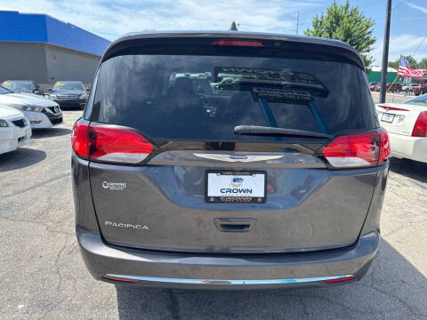 2018 Chrysler Pacifica Touring L