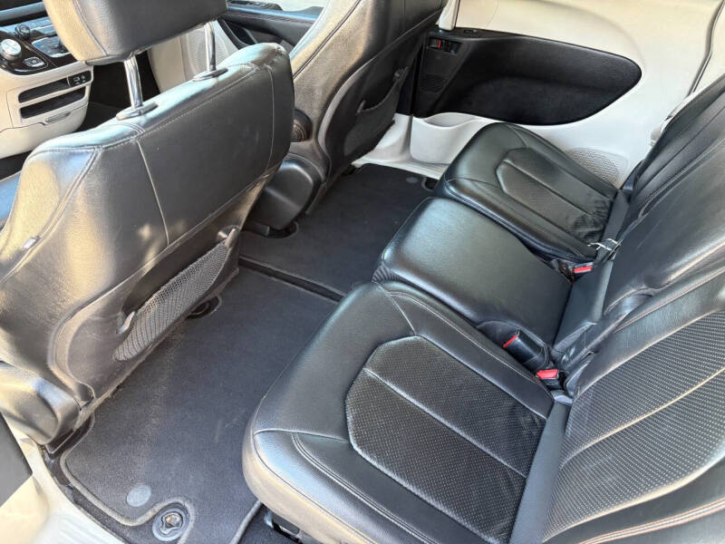 2018 Chrysler Pacifica Touring L