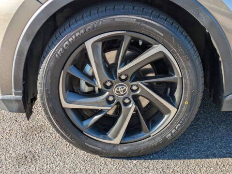 2021 Toyota C-HR XLE