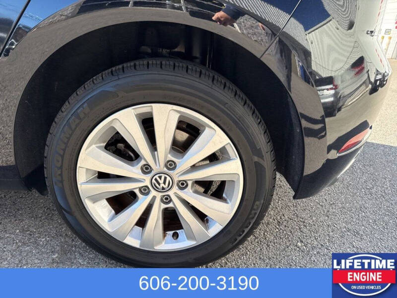 2021 Volkswagen Golf TSI