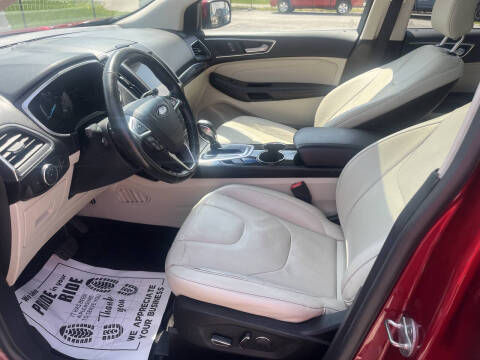 2017 Ford Edge Titanium
