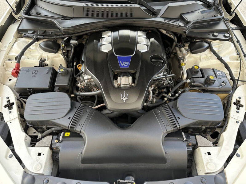 2014 Maserati Ghibli S Q4