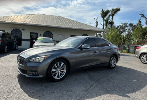 2017 Infiniti Q50 for sale at Supreme Motor Sports in North Fort Myers FL