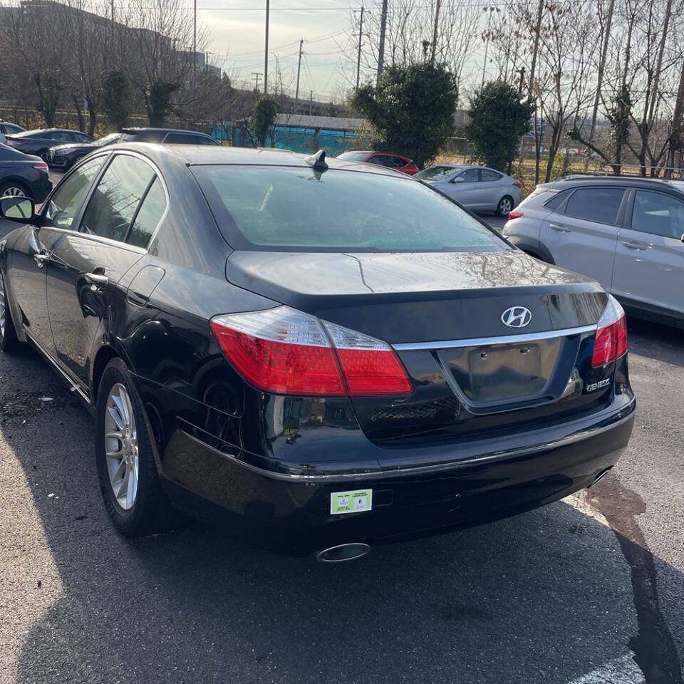 2009 Hyundai Genesis 3.8 photo 9