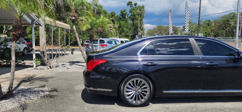2018 Genesis G90