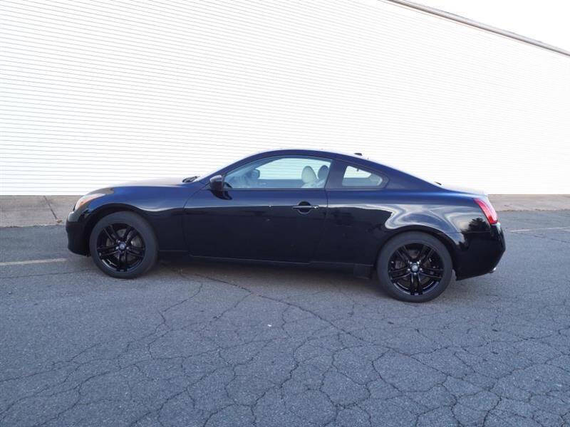 2009 INFINITI G Coupe 37x photo 7