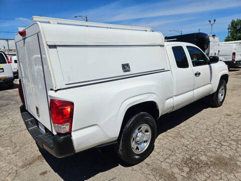 2016 Toyota Tacoma SR