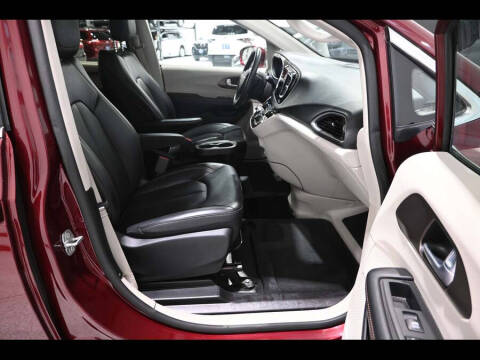 2018 Chrysler Pacifica Touring L