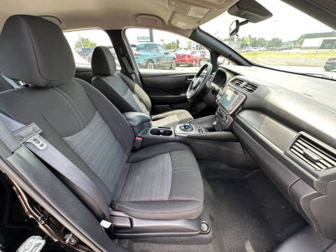 2023 Nissan LEAF S