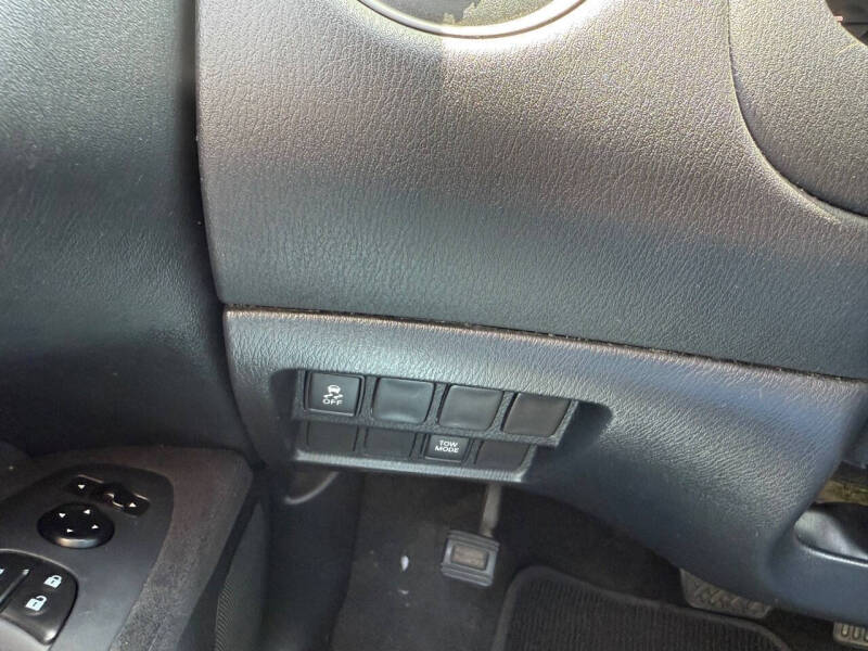 2016 Nissan Pathfinder SL