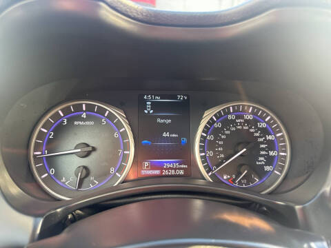 2017 Infiniti Q50 2.0T Premium