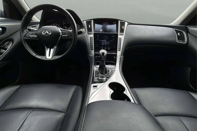 2021 Infiniti Q50 Luxe