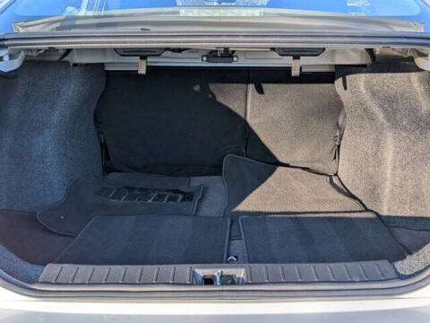 2024 Nissan Versa SR