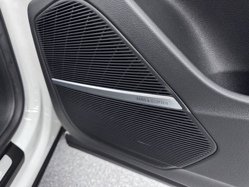 2020 Audi Q8 quattro Prestige 55 TFSI