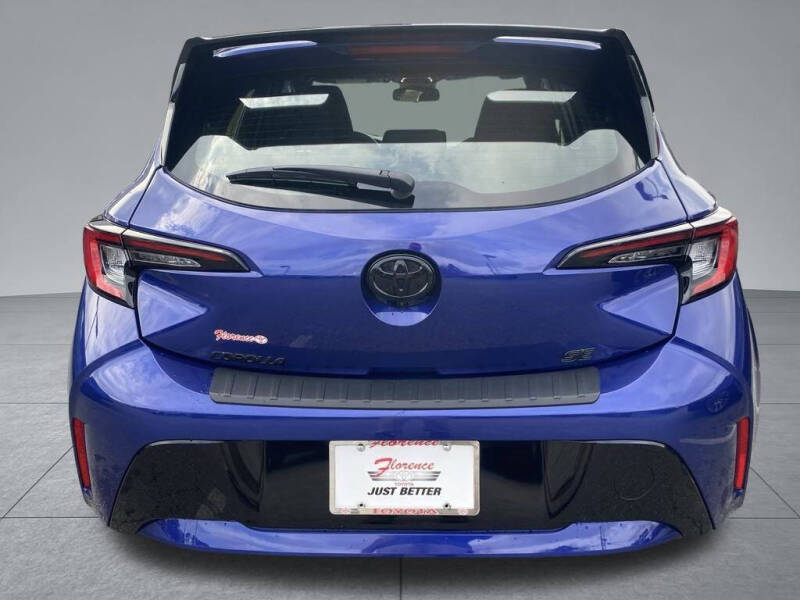 2025 Toyota Corolla Hatchback SE