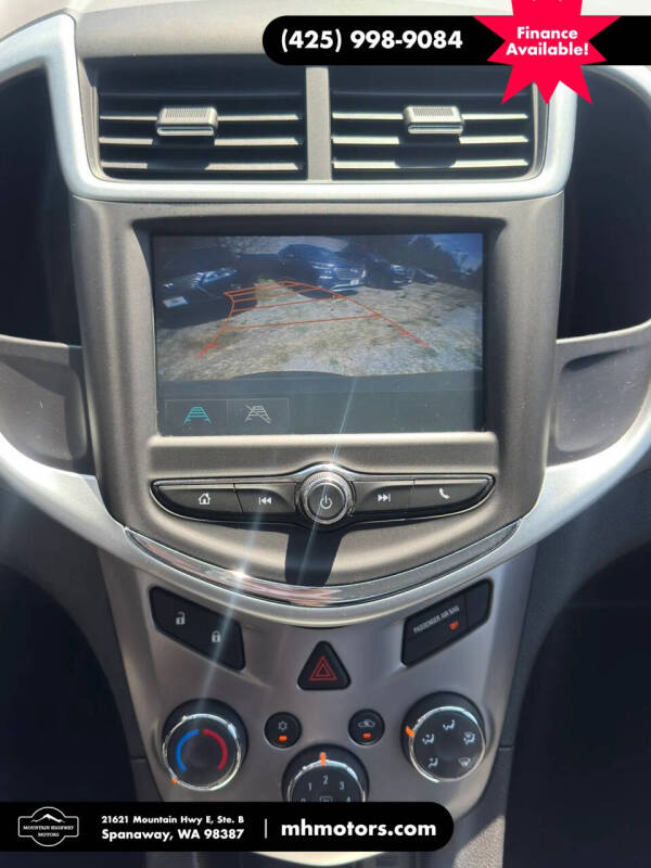 2017 Chevrolet Sonic LT Auto