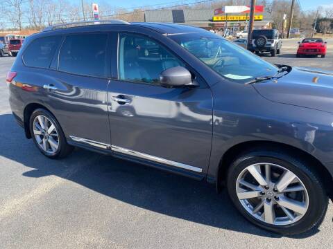 2013 Nissan Pathfinder for sale at Shifting Gearz Auto Sales in Lenoir NC