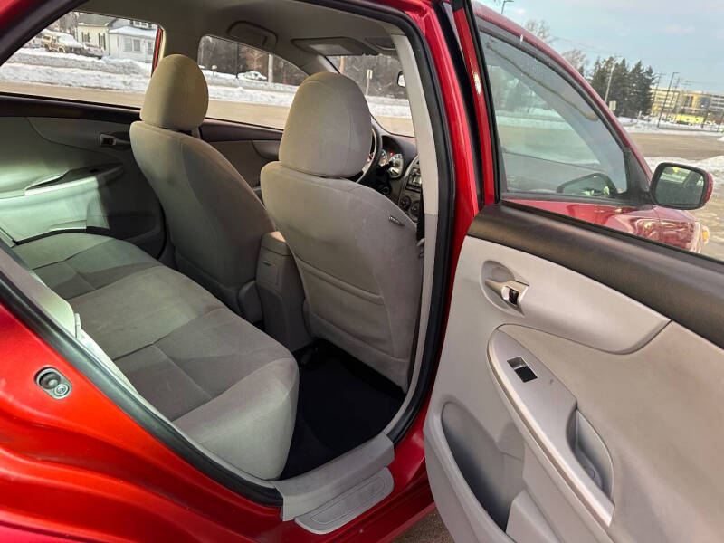 2012 Toyota Corolla LE