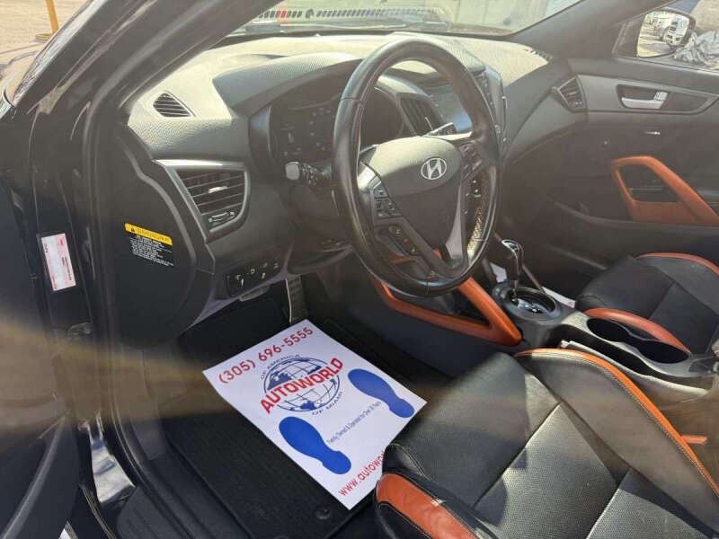 2016 Hyundai Veloster Turbo