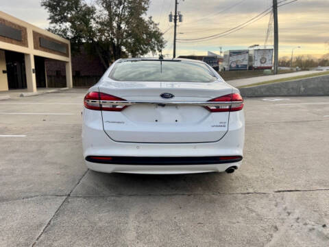 2017 Ford Fusion Hybrid SE