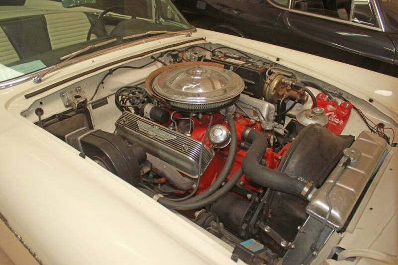 1957 Ford Thunderbird