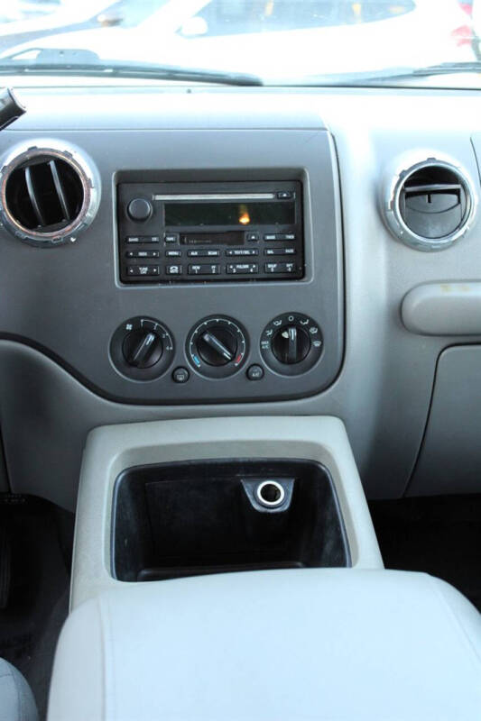 2005 Ford Expedition XLT