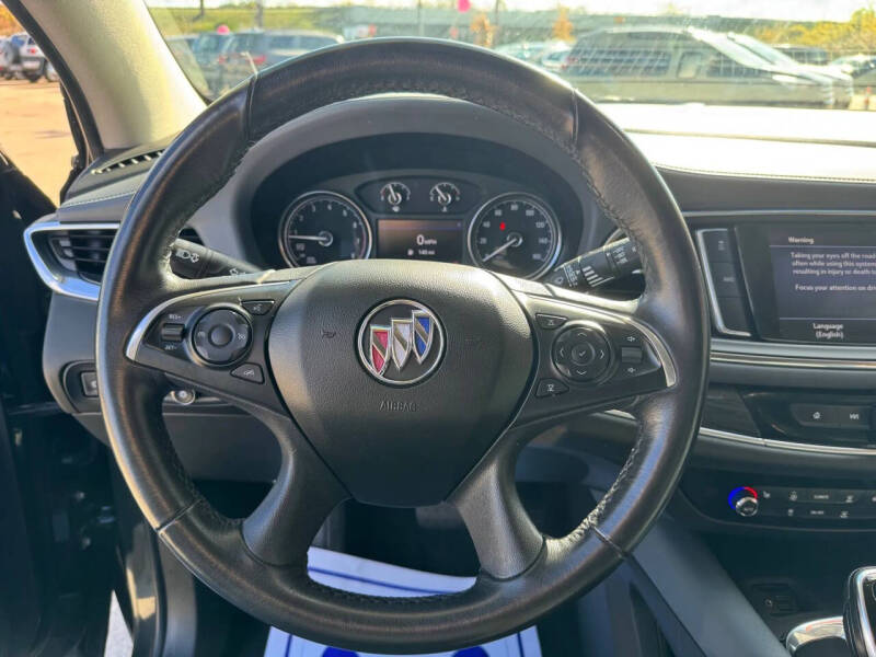 2020 Buick Enclave Essence