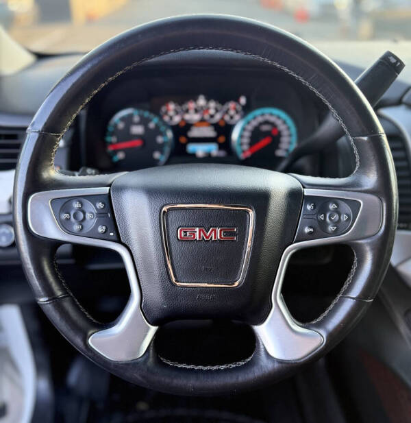 2017 GMC Yukon XL SLT